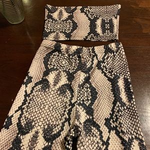 Brand new!!Two piece set !!LETS GET SUMMER READY!!